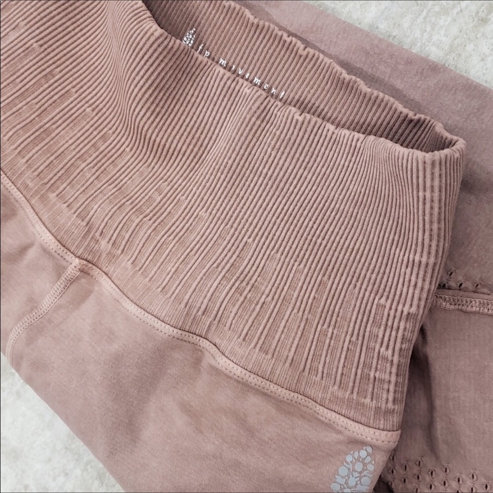 NWOT Free People Movement Yoga Leggings - Picture 4 of 7